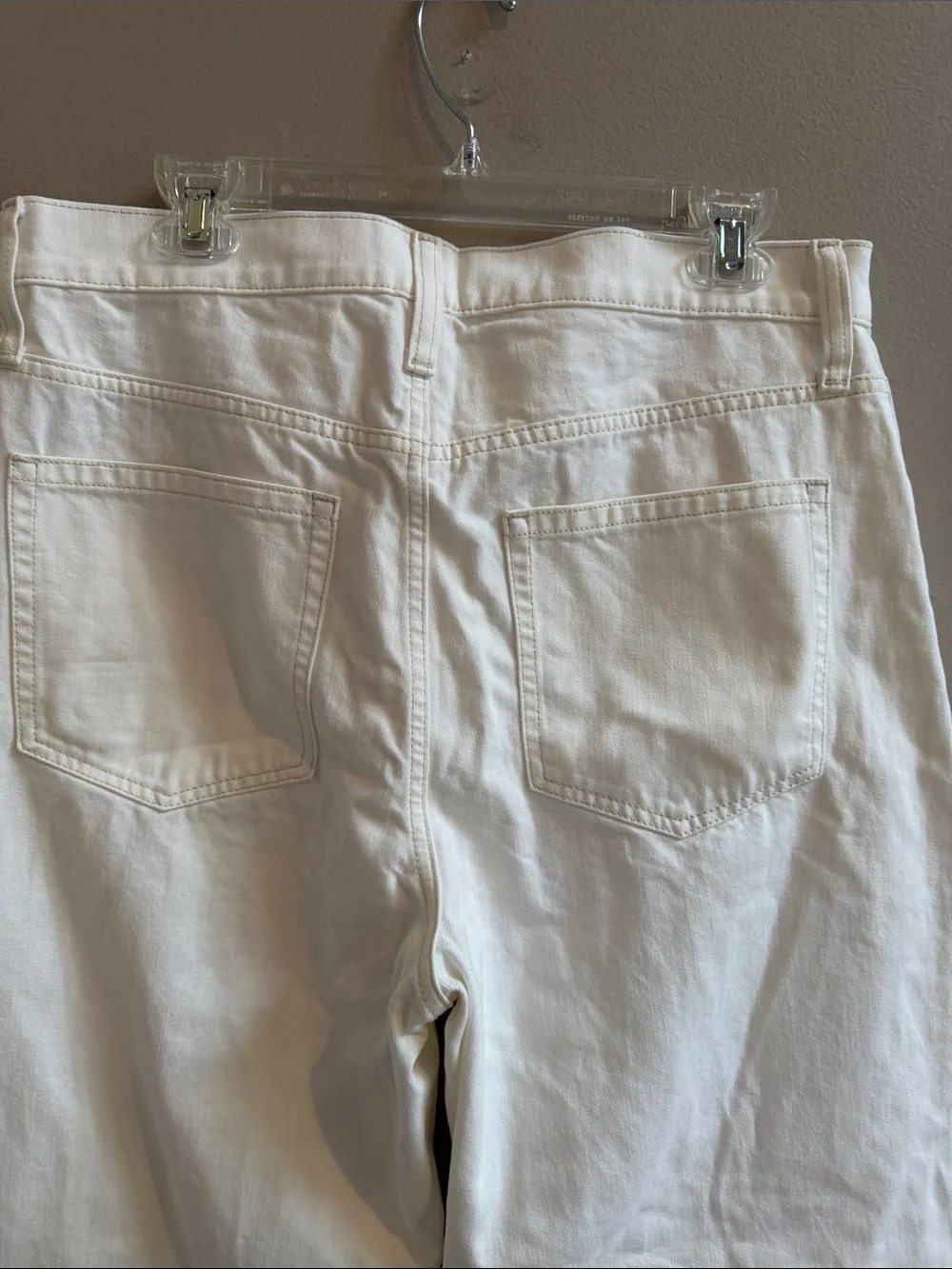 GAP Women Barrel Straight Leg Jeans in Off-White - Picture 8 of 11